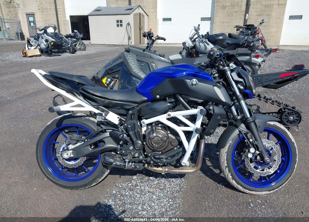 2018 YAMAHA MT07 VIN: JYARM27E8JA001543