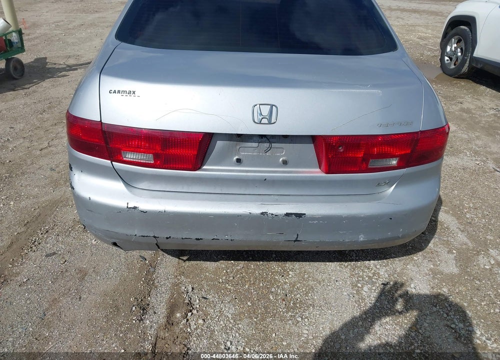 2005 HONDA ACCORD 2.4 LX VIN: 1HGCM56465A010303