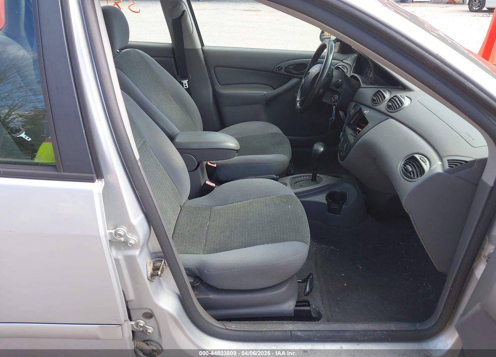 2004 FORD FOCUS SE VIN: 1FAFP36Z84W125981