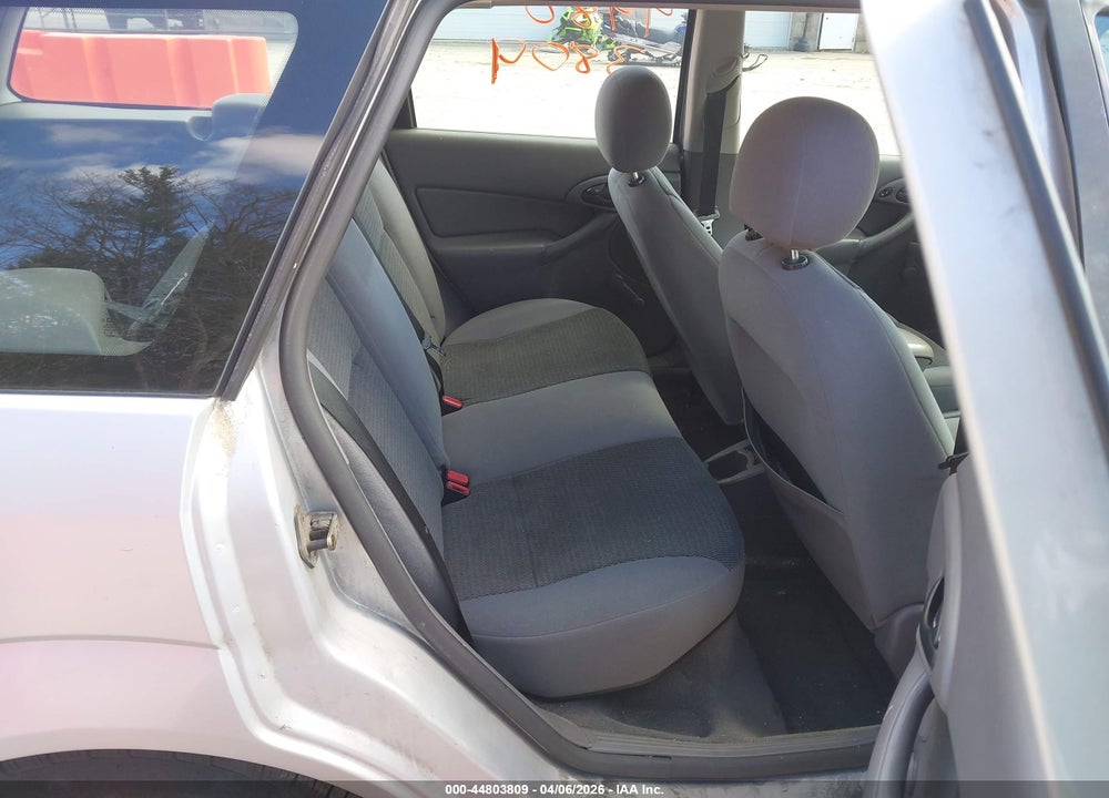 2004 FORD FOCUS SE VIN: 1FAFP36Z84W125981