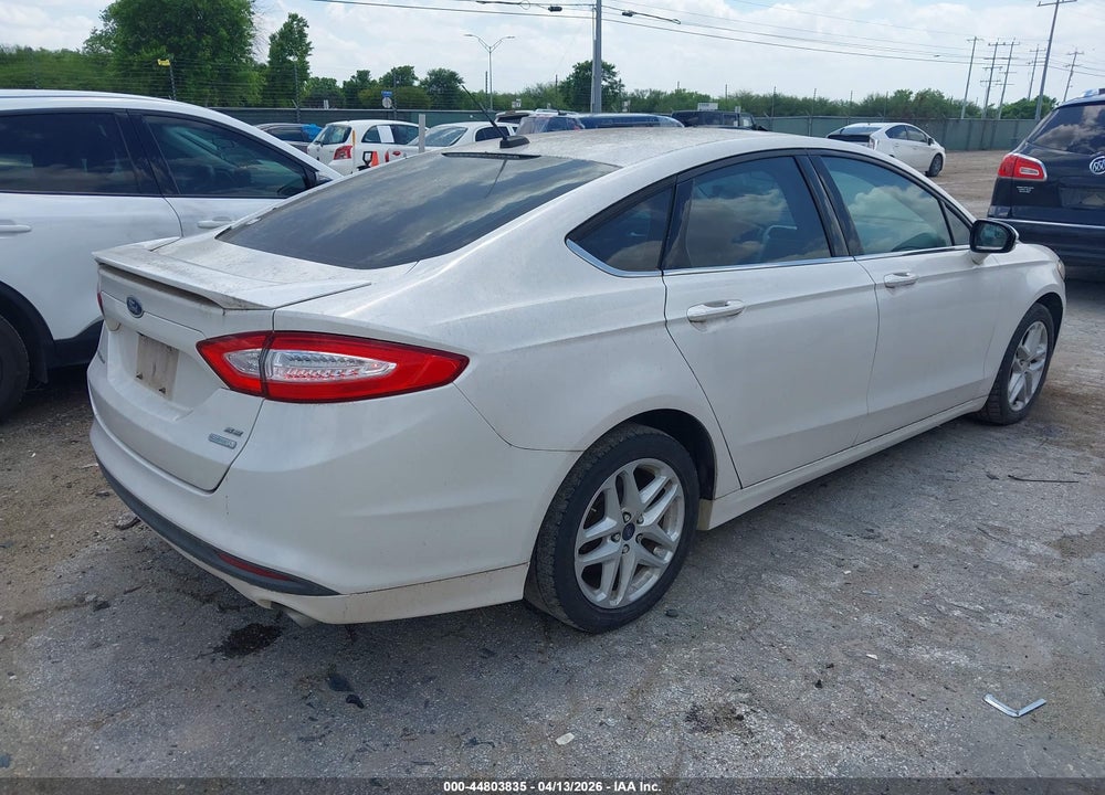 2014 FORD FUSION SE VIN: 3FA6P0HD7ER315484