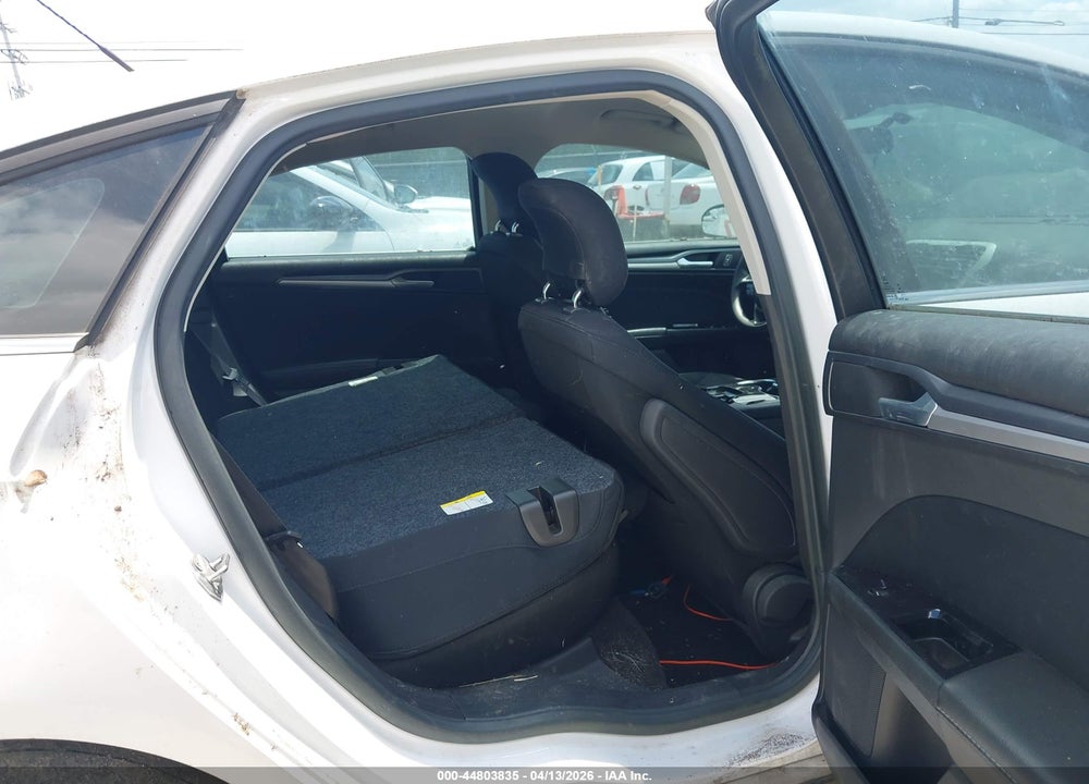 2014 FORD FUSION SE VIN: 3FA6P0HD7ER315484