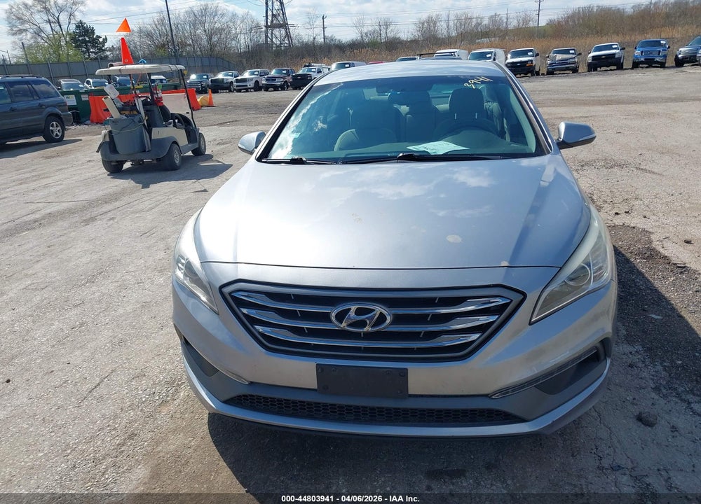2015 HYUNDAI SONATA SPORT VIN: 5NPE34AF3FH030158
