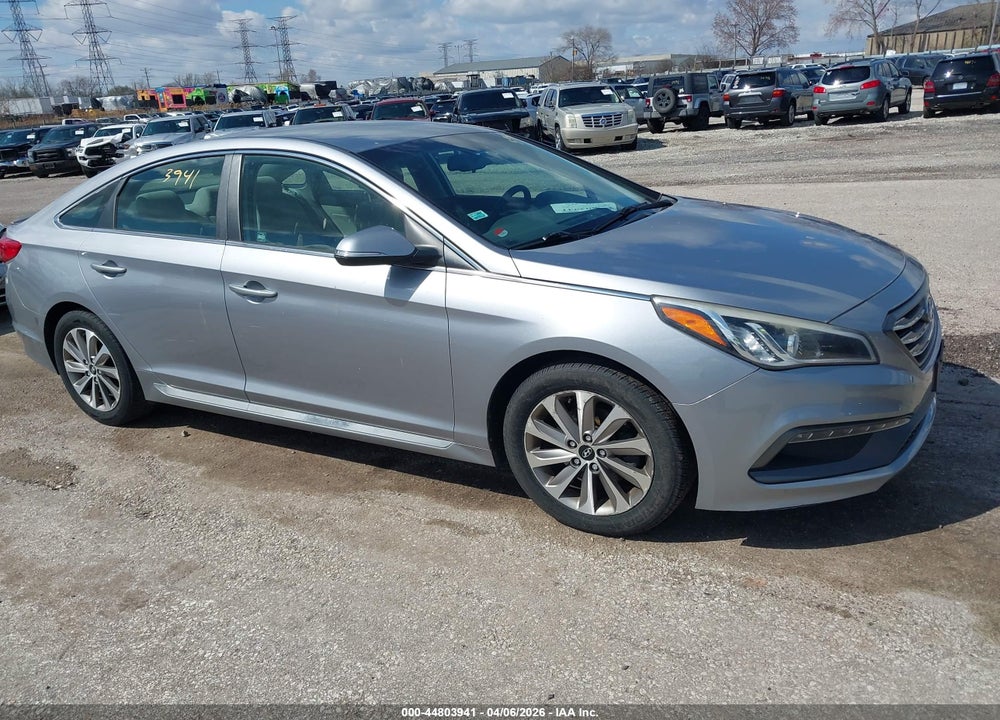 2015 HYUNDAI SONATA SPORT VIN: 5NPE34AF3FH030158