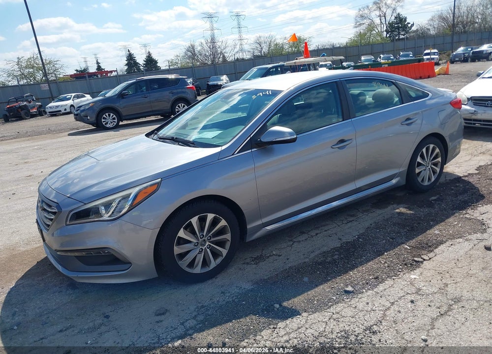 2015 HYUNDAI SONATA SPORT VIN: 5NPE34AF3FH030158