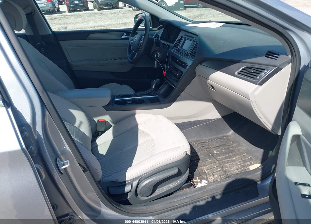 2015 HYUNDAI SONATA SPORT VIN: 5NPE34AF3FH030158