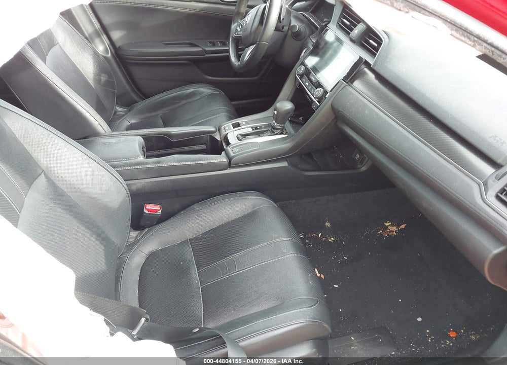 2018 HONDA CIVIC SPORT TOURING VIN: SHHFK7H9XJU201678