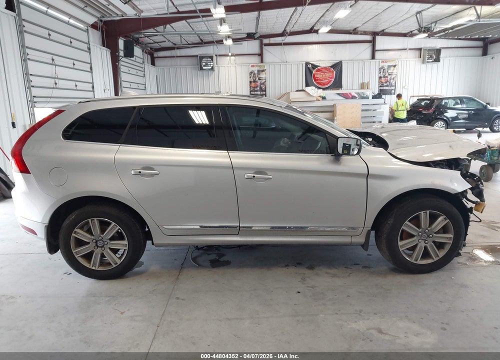 2016 VOLVO XC60 T6 PLATINUM VIN: YV4902RM5G2782669