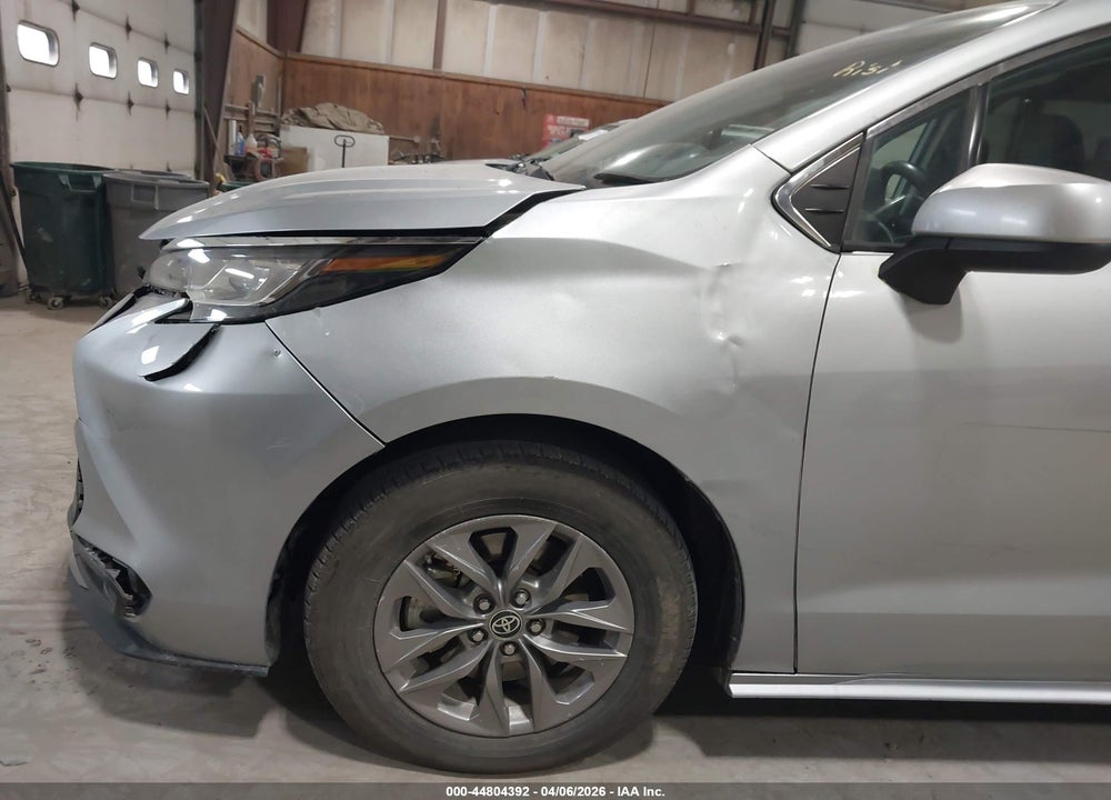 2023 TOYOTA SIENNA LE VIN: 5TDKRKEC7PS165659