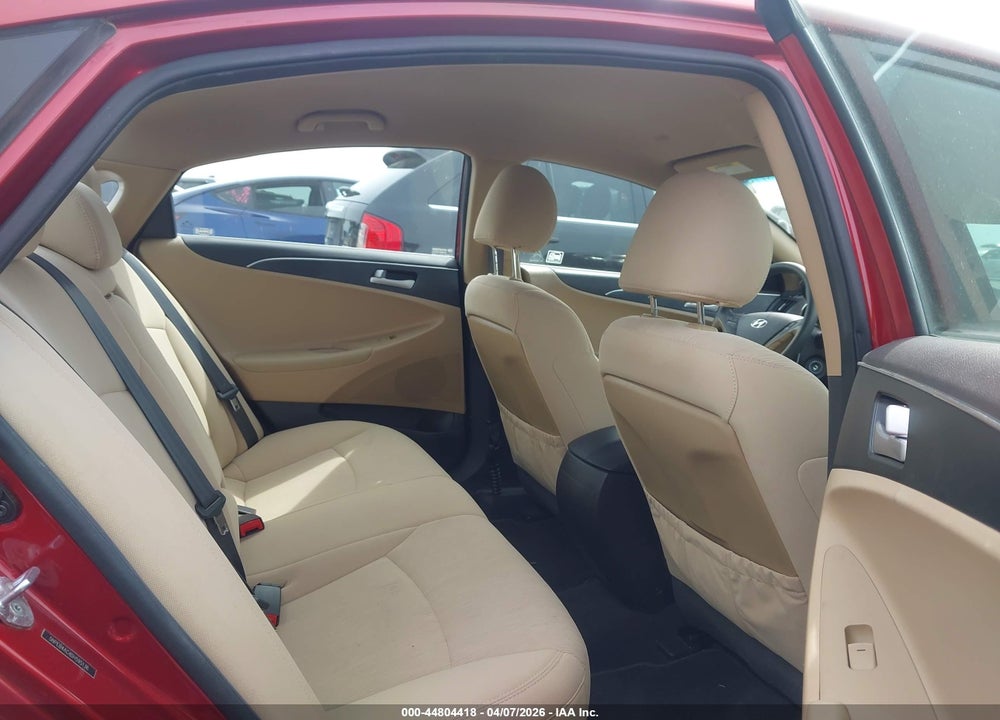 2013 HYUNDAI SONATA GLS VIN: 5NPEB4AC4DH595136