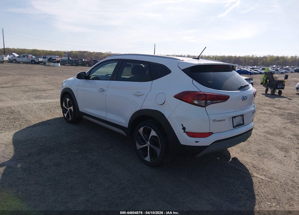 2017 HYUNDAI TUCSON SPORT VIN: KM8J33A28HU283857