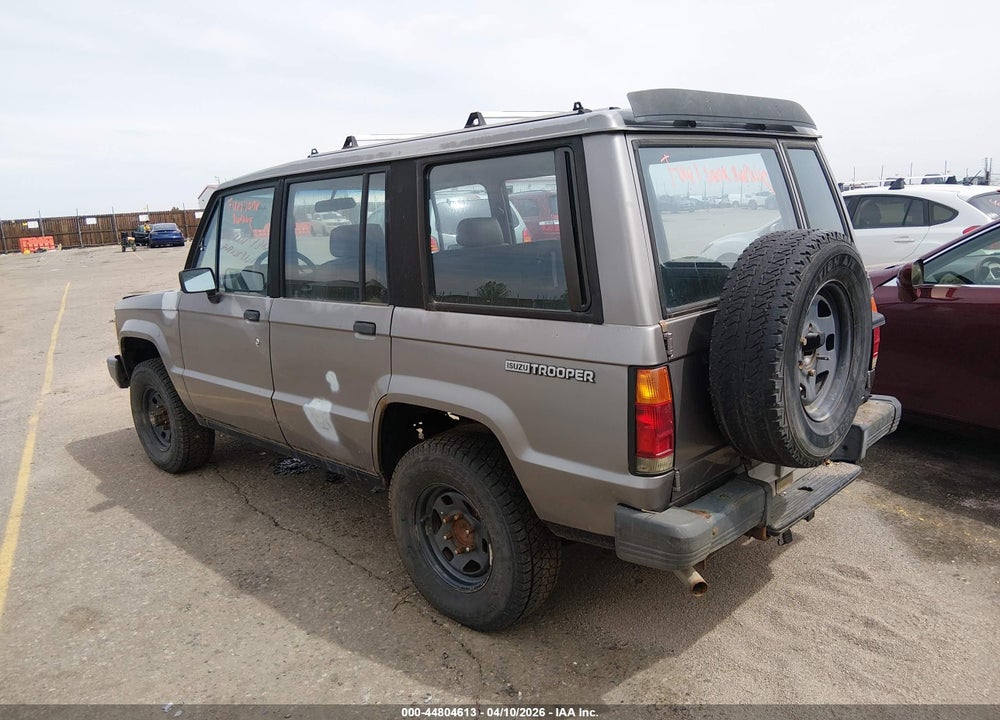1990 ISUZU TROOPER VIN: JACCH58E1L7908955