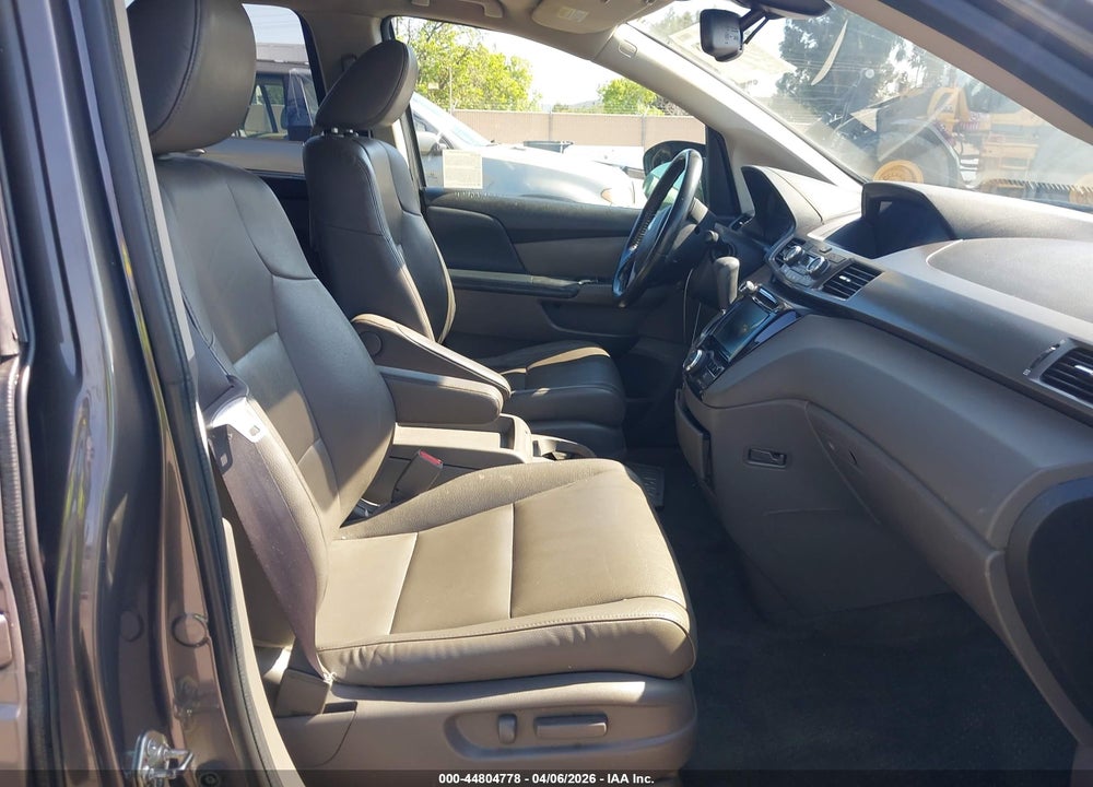 2016 HONDA ODYSSEY EX-L VIN: 5FNRL5H66GB022066