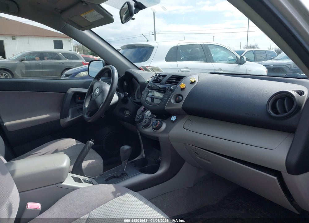 2008 TOYOTA RAV4 VIN: JTMBD33V585164378