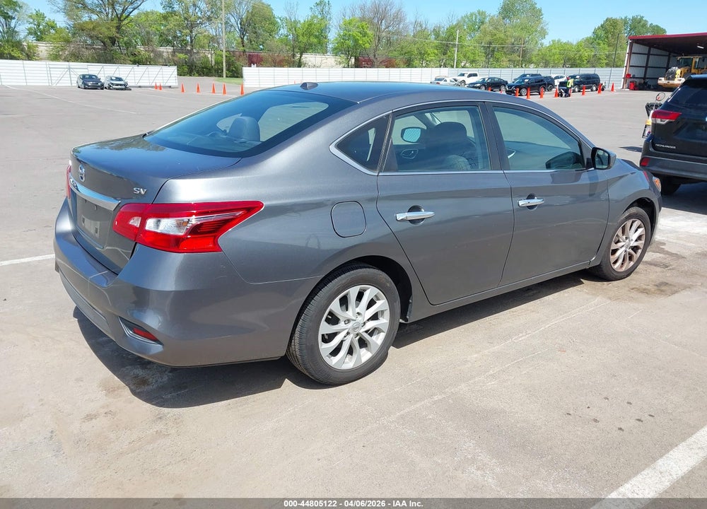 2018 NISSAN SENTRA SV VIN: 3N1AB7AP5JL633135