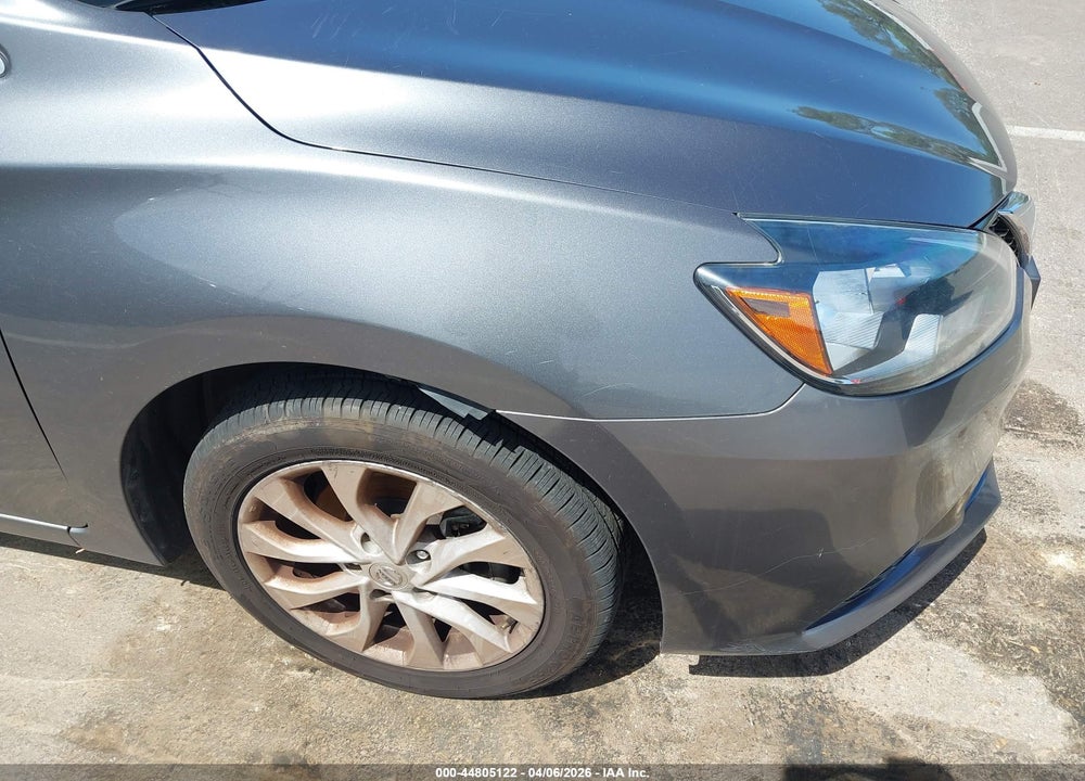 2018 NISSAN SENTRA SV VIN: 3N1AB7AP5JL633135