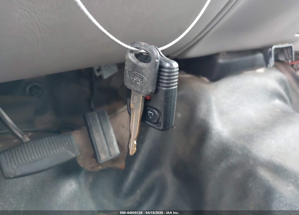 2000 FORD F-250 VIN: 1FTNX20F3YEB24621