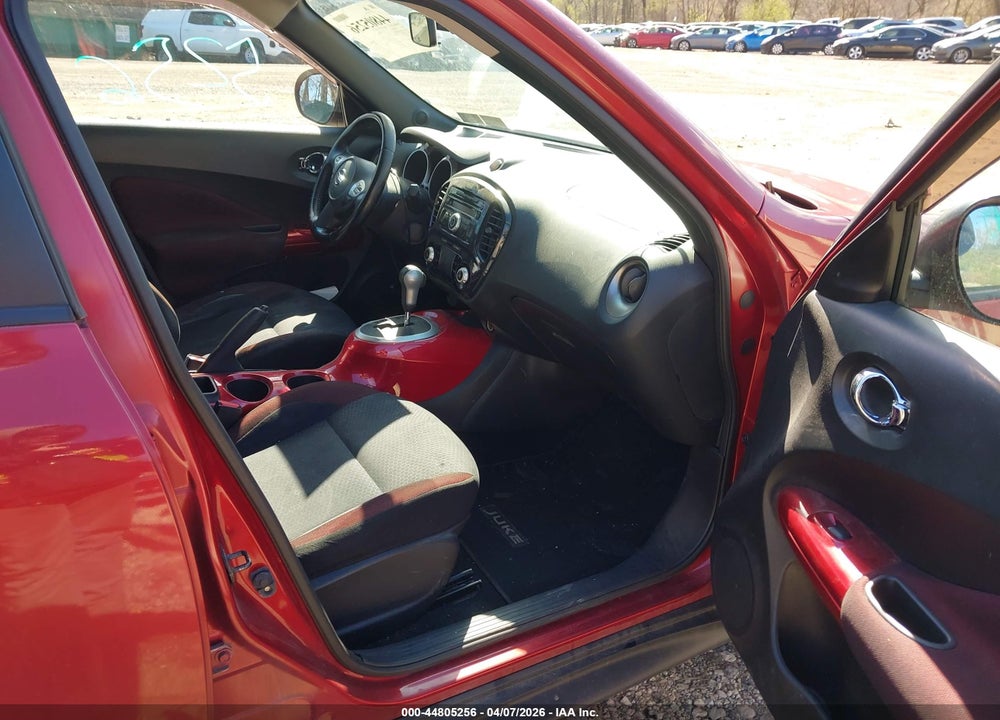 2013 NISSAN JUKE SV VIN: JN8AF5MV1DT206670