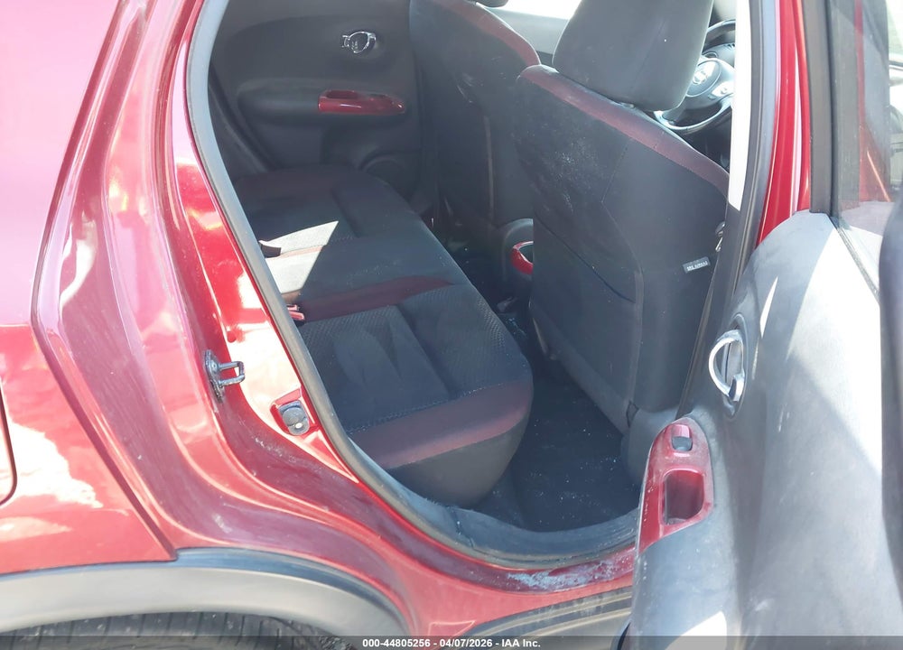 2013 NISSAN JUKE SV VIN: JN8AF5MV1DT206670