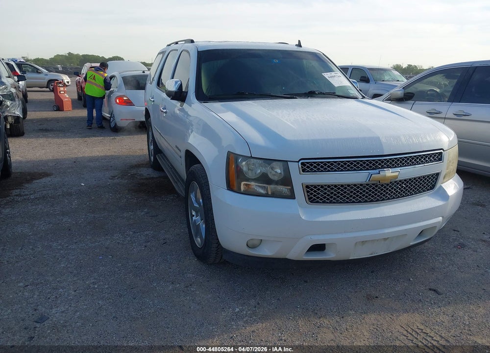 2009 CHEVROLET TAHOE LTZ VIN: 1GNFC33059R295627