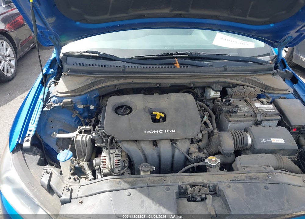 2017 HYUNDAI ELANTRA SE VIN: 5NPD84LF5HH038114