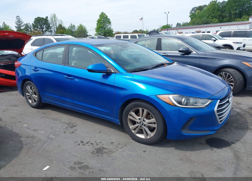 2017 HYUNDAI ELANTRA SE VIN: 5NPD84LF5HH038114