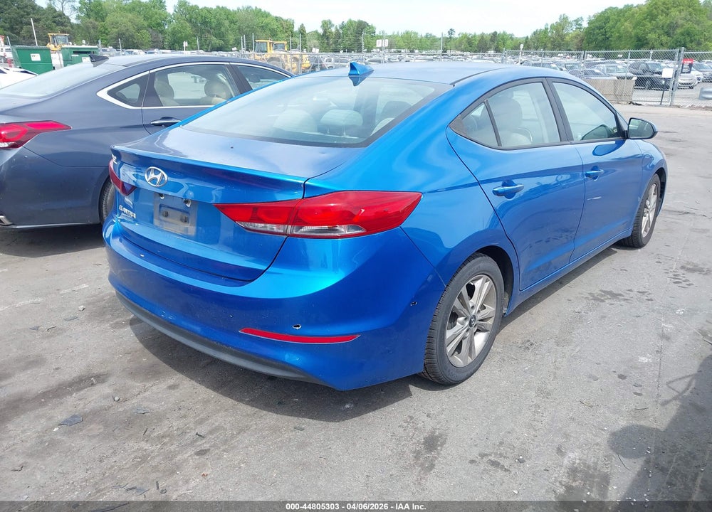 2017 HYUNDAI ELANTRA SE VIN: 5NPD84LF5HH038114