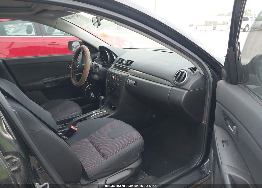 2005 MAZDA 3 S VIN: JM1BK143051221340