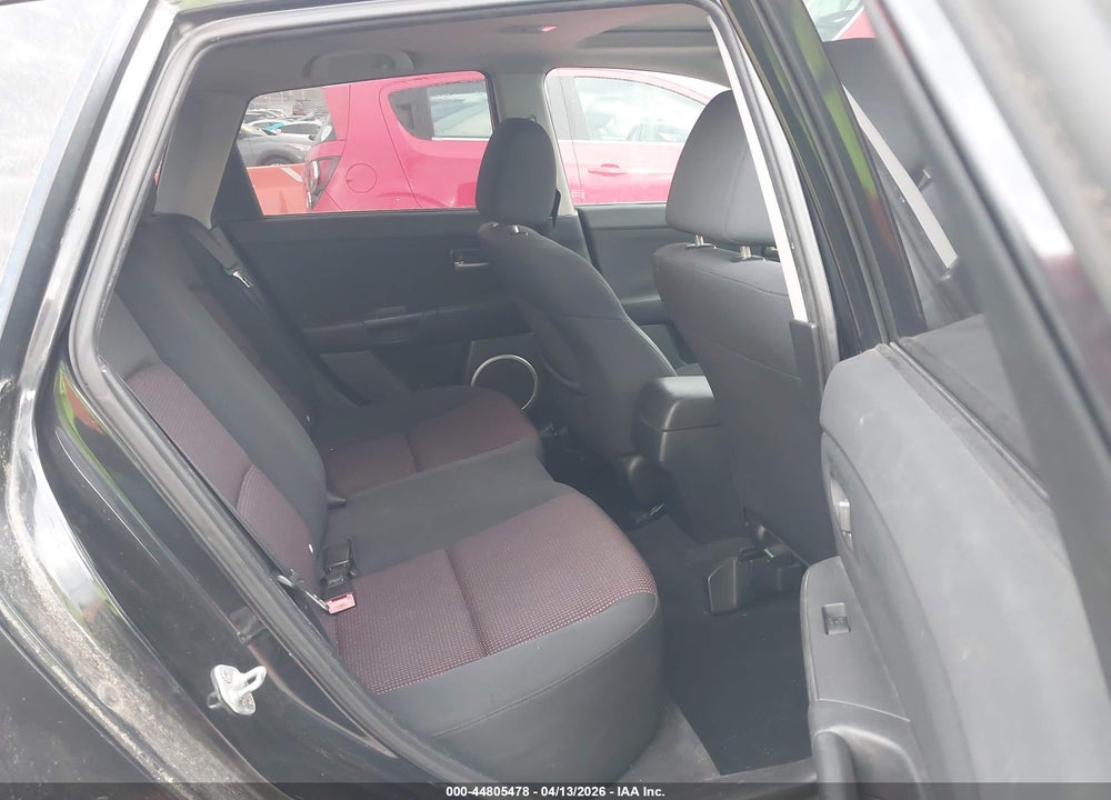 2005 MAZDA 3 S VIN: JM1BK143051221340