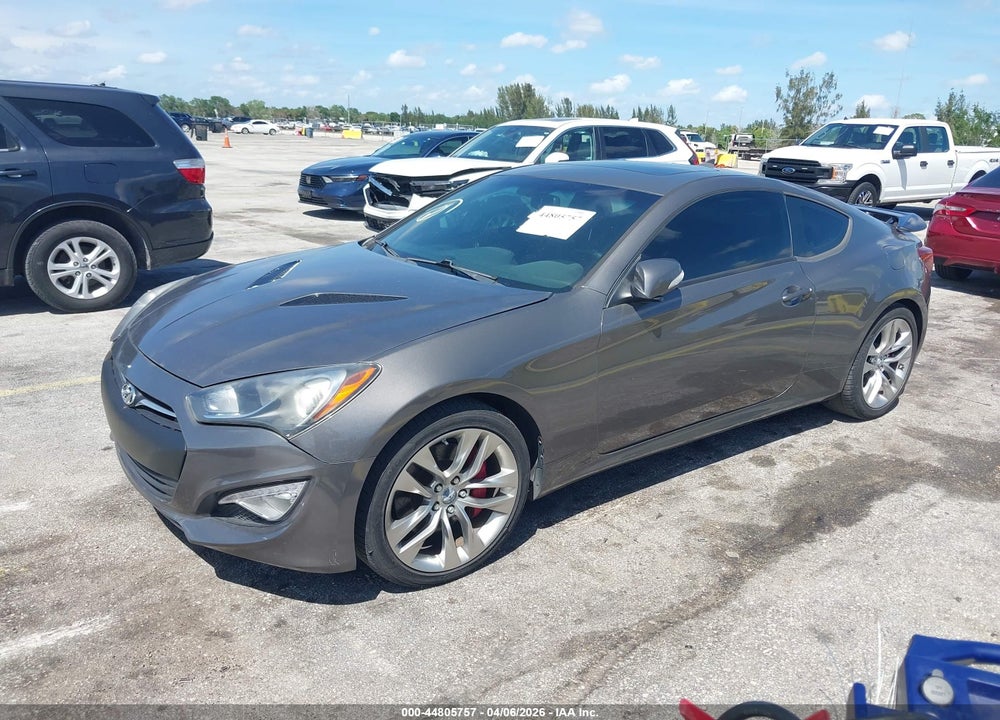 2013 HYUNDAI GENESIS CO VIN: KMHHU6KJ5DU094645