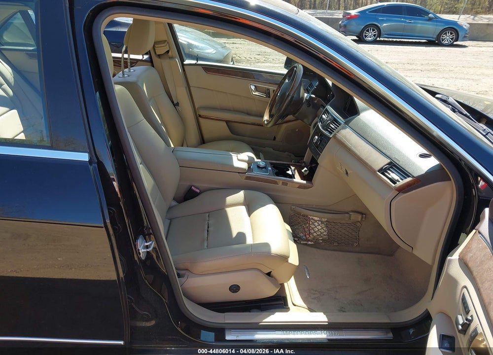 2011 MERCEDES-BENZ E 350 4MATIC VIN: WDDHF8HB0BA462745