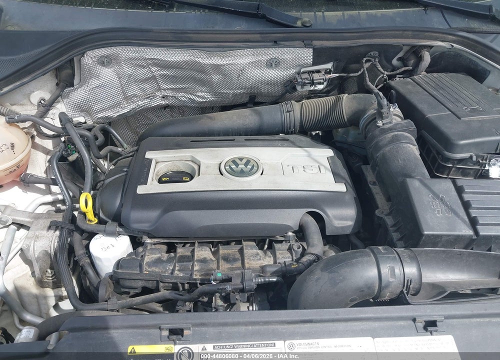2015 VOLKSWAGEN TIGUAN SE VIN: WVGBV7AX6FW580077