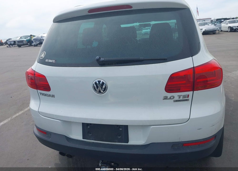 2015 VOLKSWAGEN TIGUAN SE VIN: WVGBV7AX6FW580077