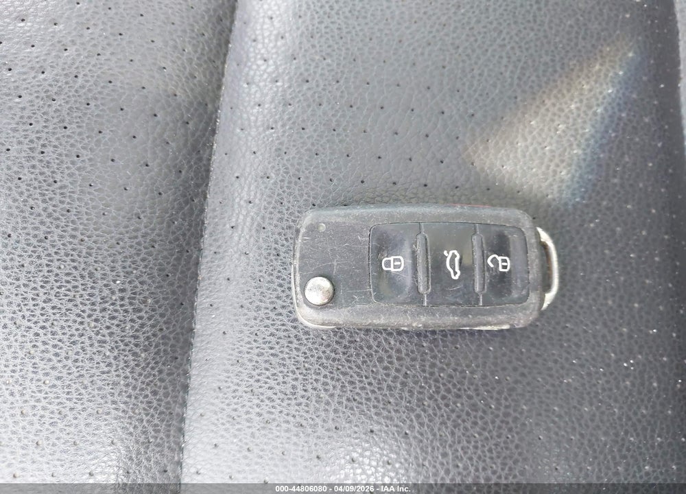 2015 VOLKSWAGEN TIGUAN SE VIN: WVGBV7AX6FW580077