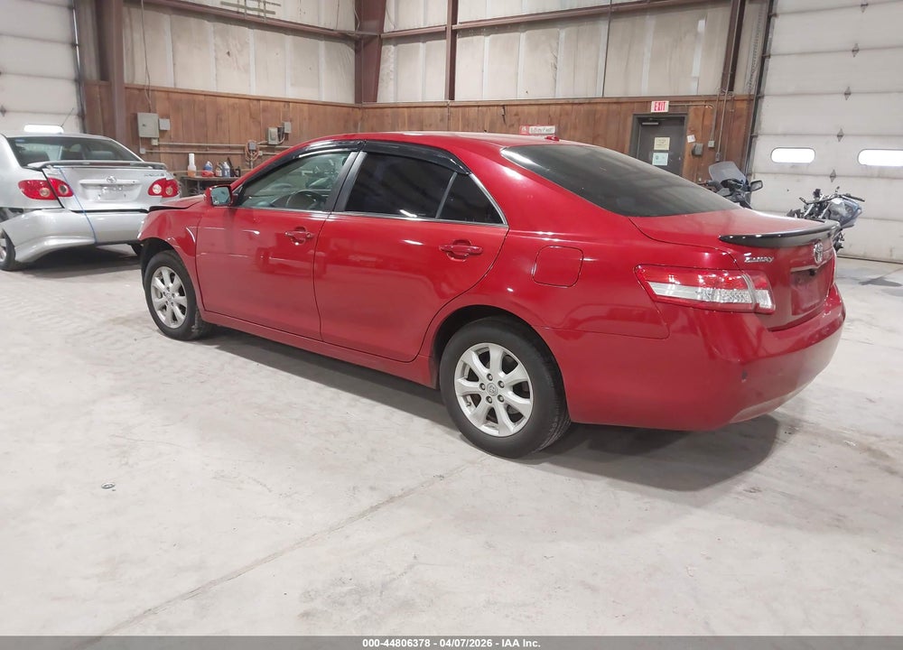 2011 TOYOTA CAMRY LE VIN: 4T1BF3EK9BU582819