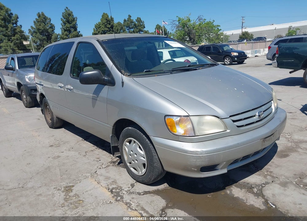 2001 TOYOTA SIENNA CE VIN: 4T3ZF19C51U353338