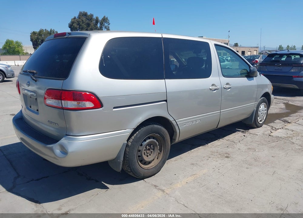 2001 TOYOTA SIENNA CE VIN: 4T3ZF19C51U353338