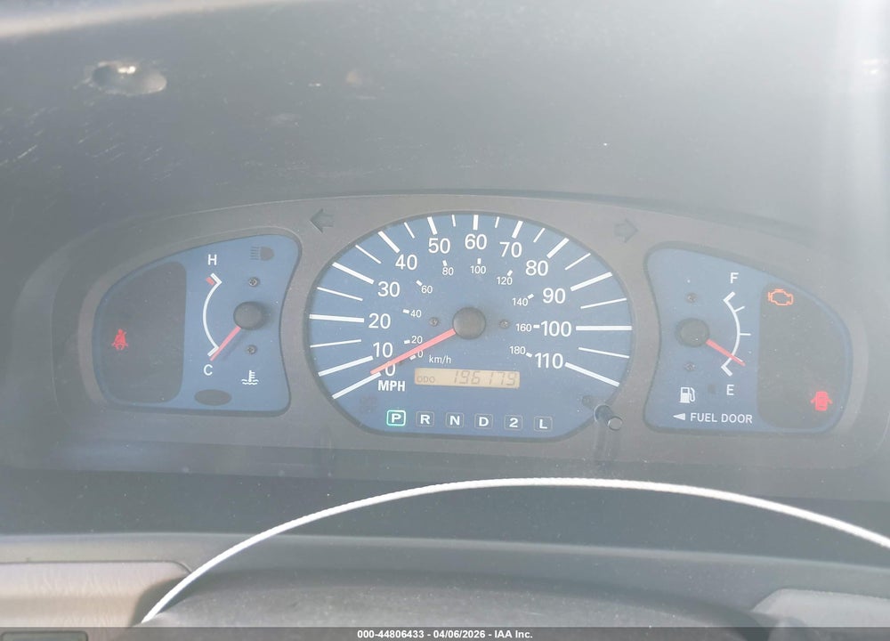 2001 TOYOTA SIENNA CE VIN: 4T3ZF19C51U353338