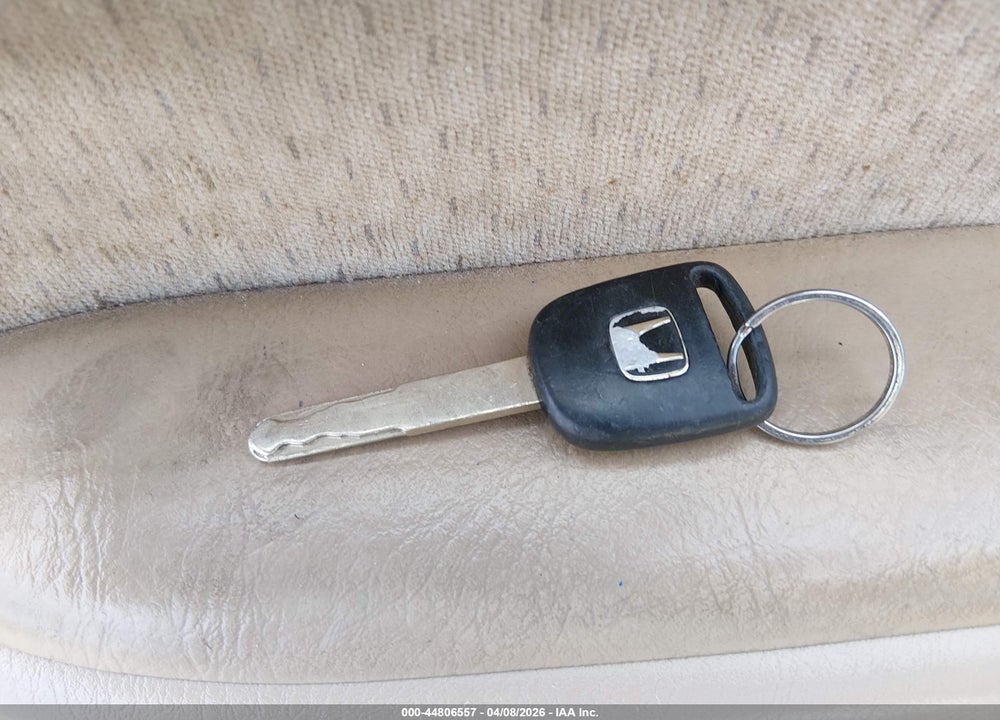 2005 HONDA CIVIC VP VIN: 2HGES16375H577054