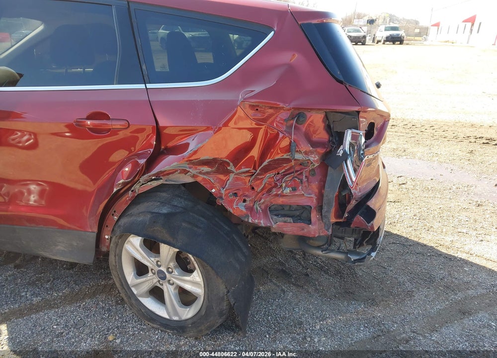 2015 FORD ESCAPE SE VIN: 1FMCU0G74FUA49185