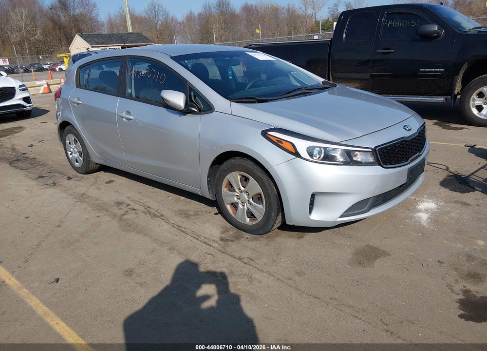 2017 KIA FORTE LX VIN: KNAFK5A84H5693480