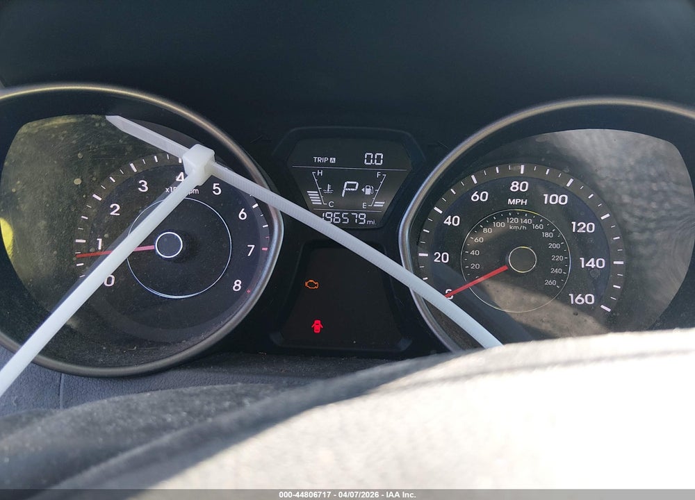 2014 HYUNDAI ELANTRA SE VIN: 5NPDH4AE7EH519715