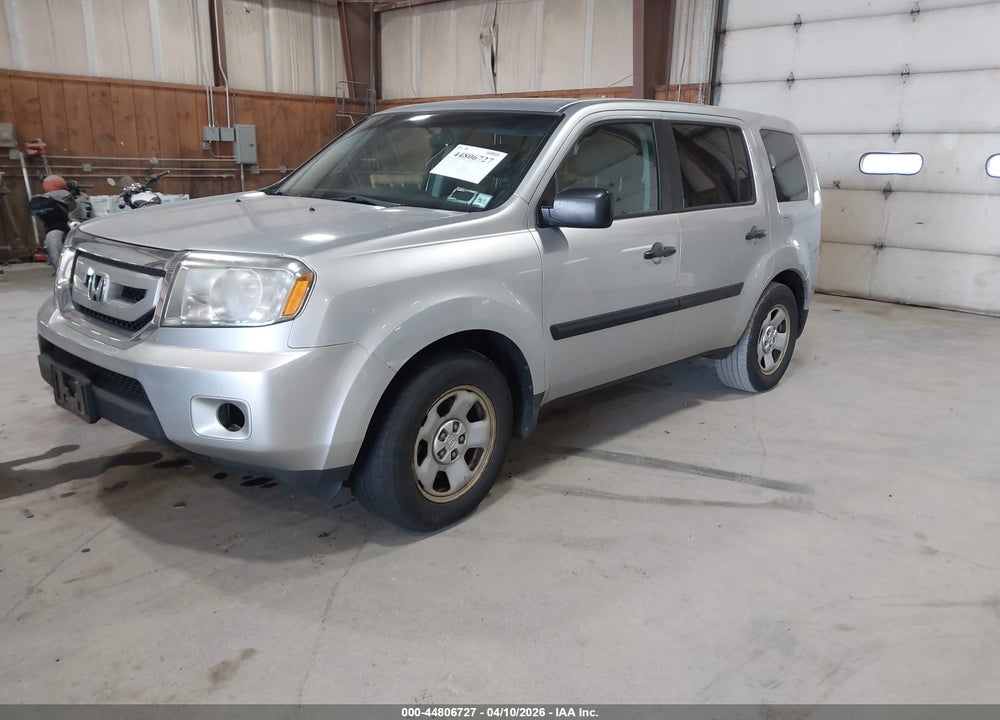 2010 HONDA PILOT LX VIN: 5FNYF4H23AB008059