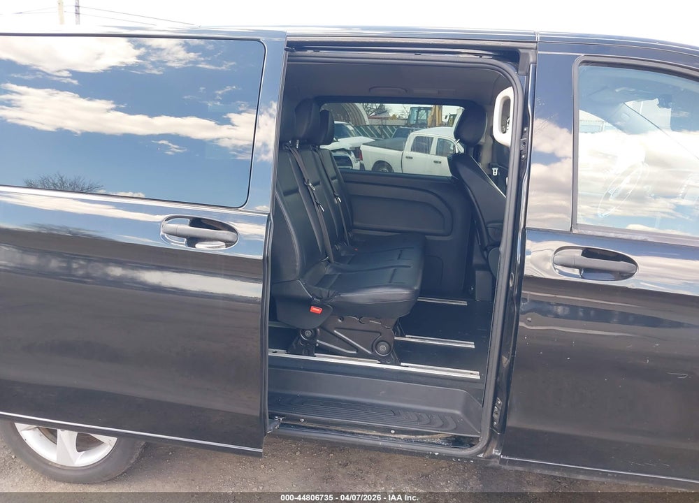 2018 MERCEDES-BENZ METRIS VIN: WD4PG2EE7J3392586