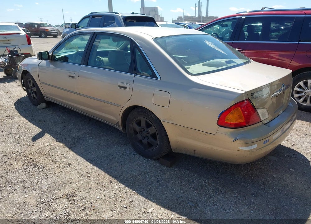 2000 TOYOTA AVALON XL VIN: 4T1BF28B3YU052392