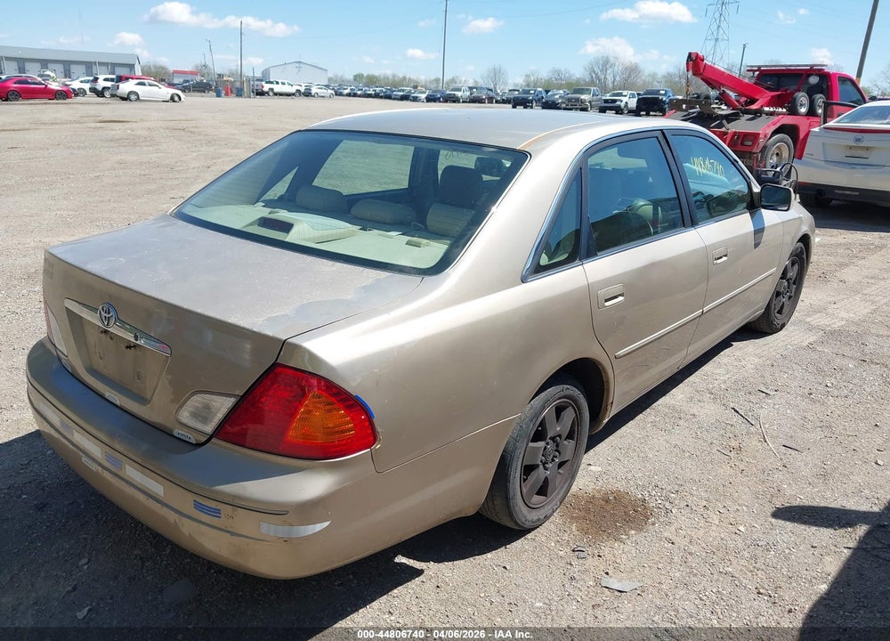 2000 TOYOTA AVALON XL VIN: 4T1BF28B3YU052392