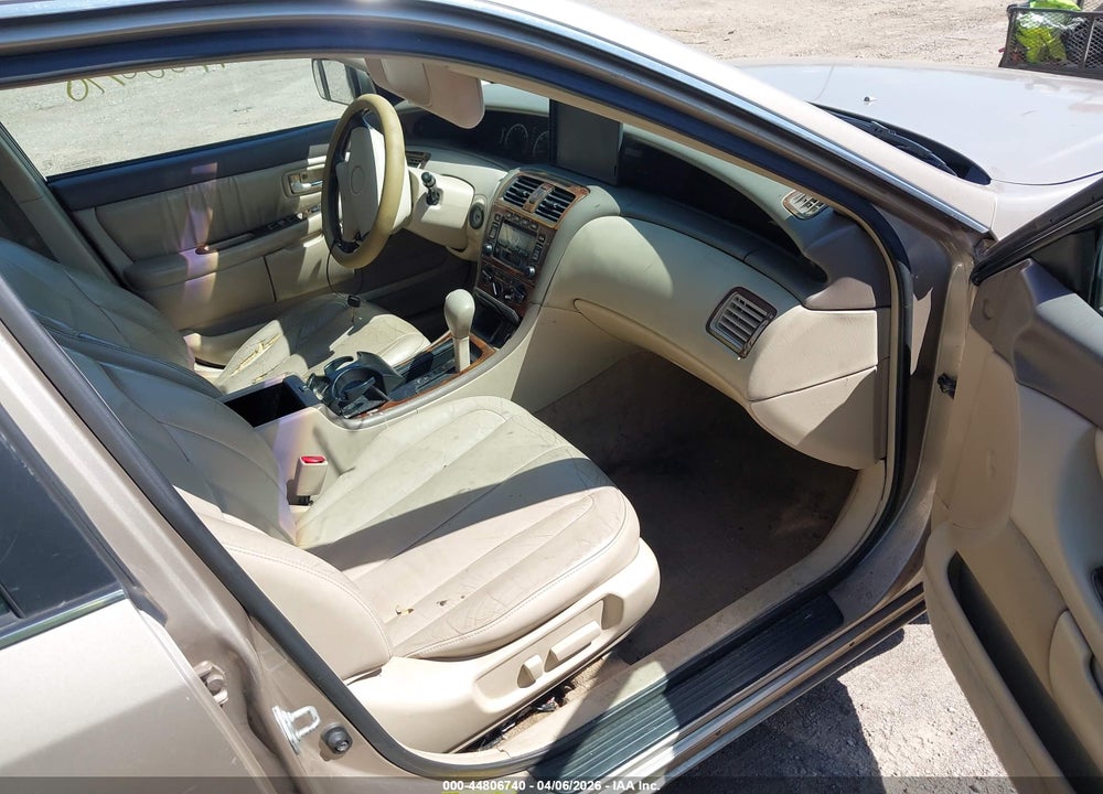 2000 TOYOTA AVALON XL VIN: 4T1BF28B3YU052392