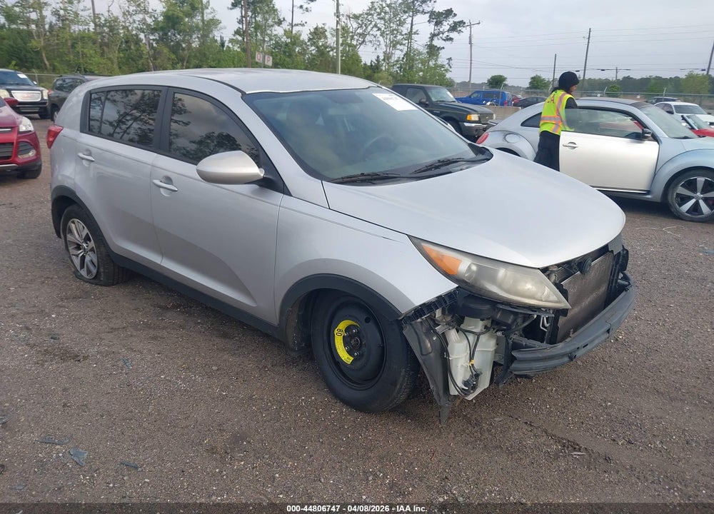 2015 KIA SPORTAGE LX VIN: KNDPB3AC5F7740212