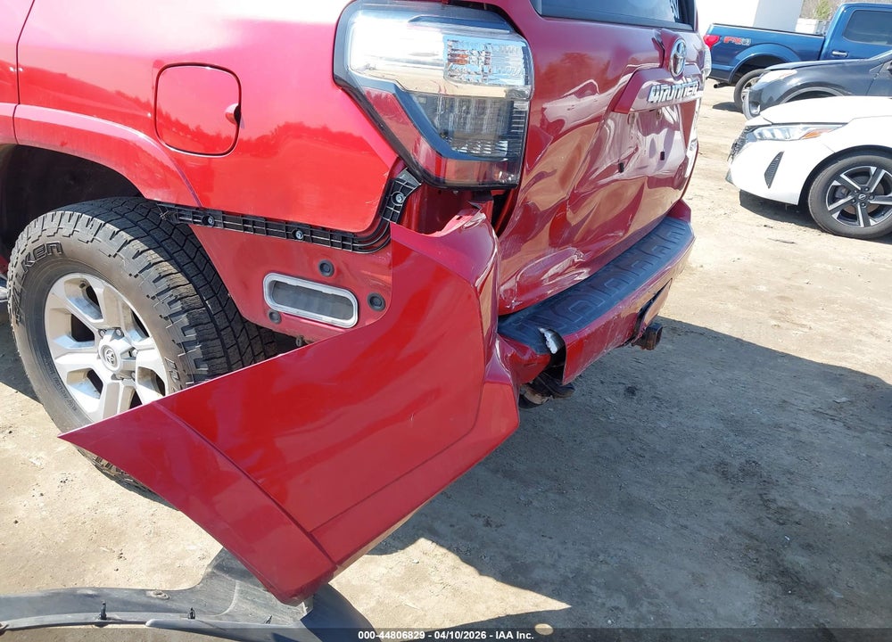 2014 TOYOTA 4RUNNER SR5 VIN: JTEBU5JR7E5199223