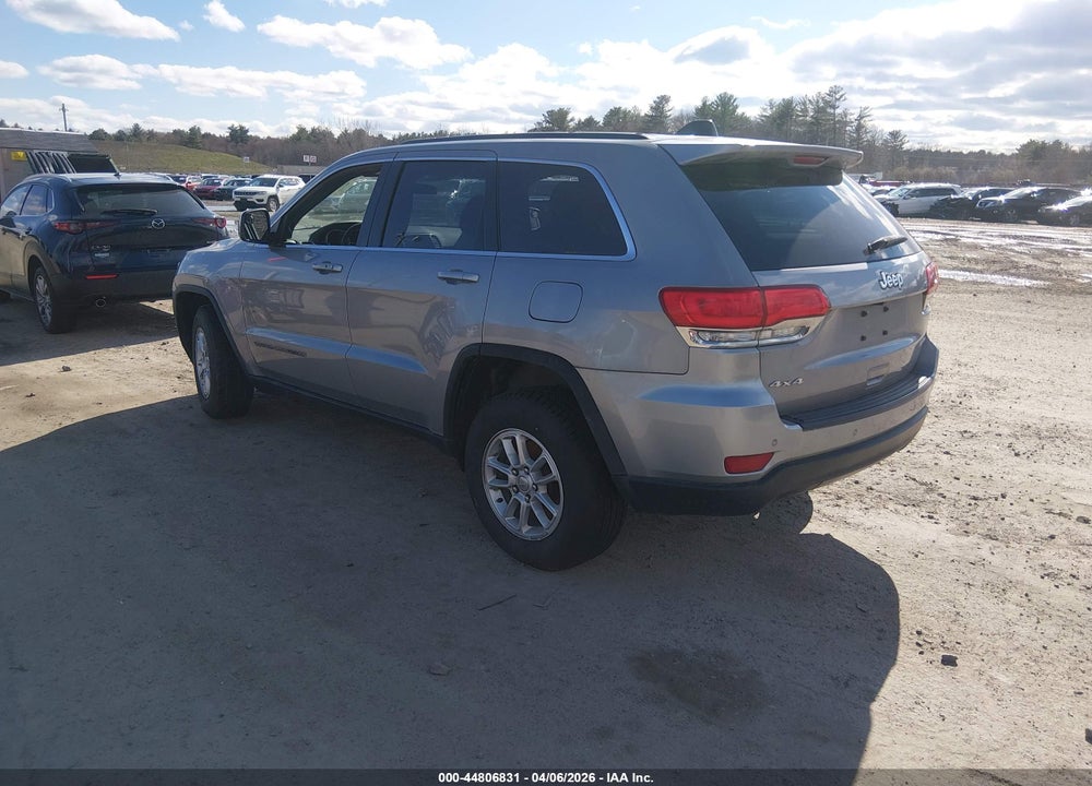 2018 JEEP GRAND CHEROKEE LAREDO 4X4 VIN: 1C4RJFAG1JC180219